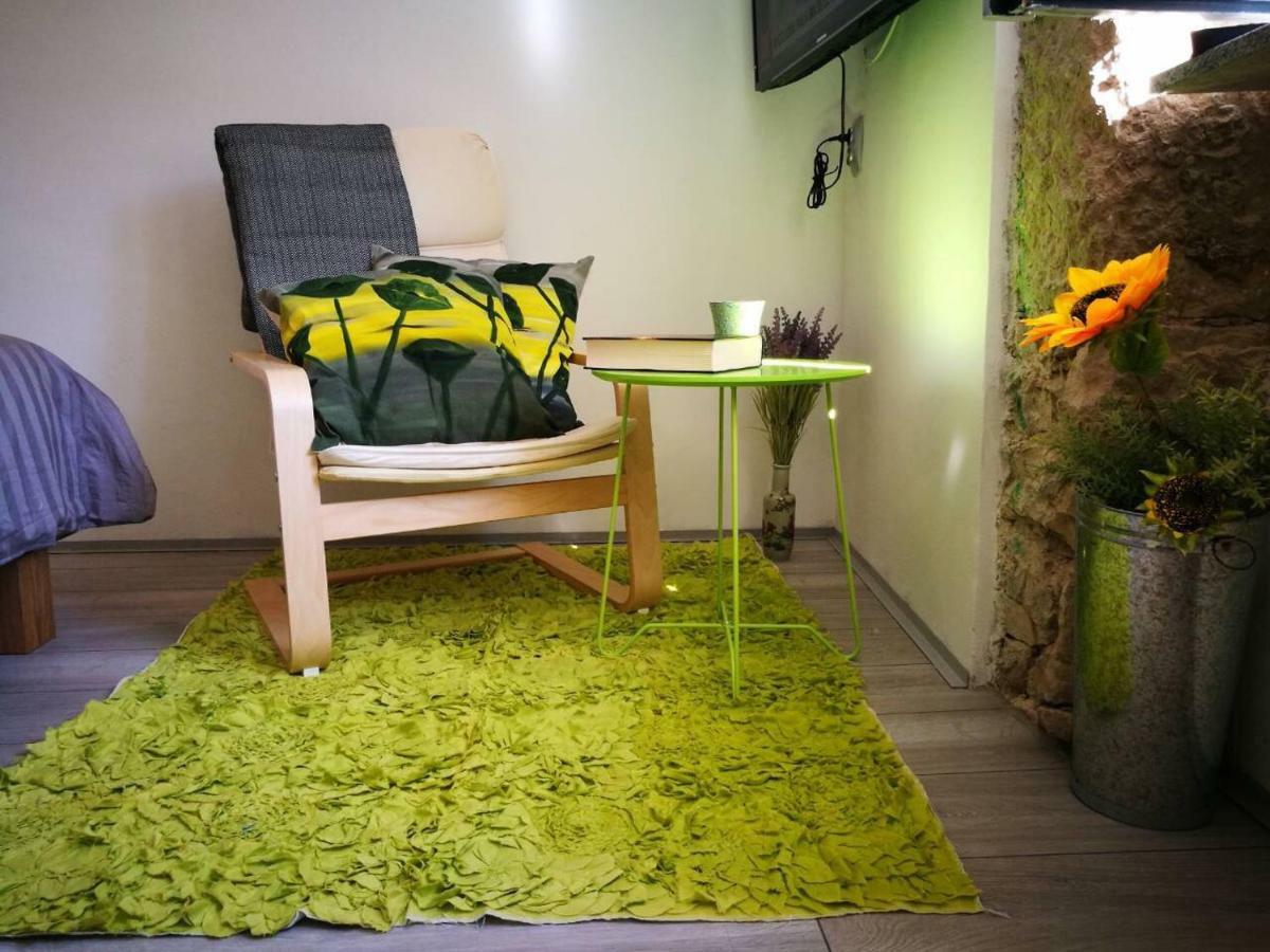 Cres Art Studio Lime Apartment ภายนอก รูปภาพ
