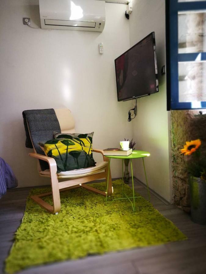 Cres Art Studio Lime Apartment ภายนอก รูปภาพ