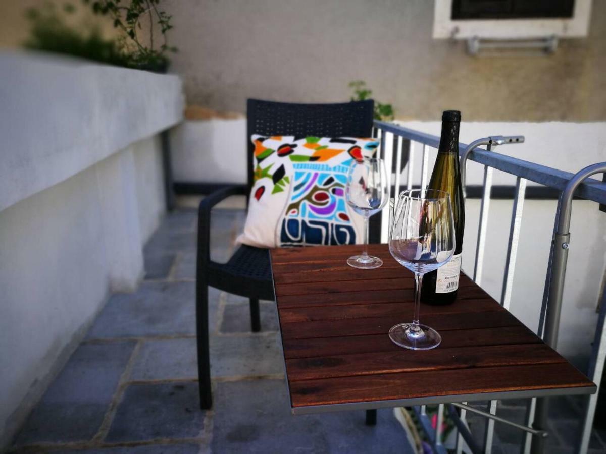 Cres Art Studio Lime Apartment ภายนอก รูปภาพ