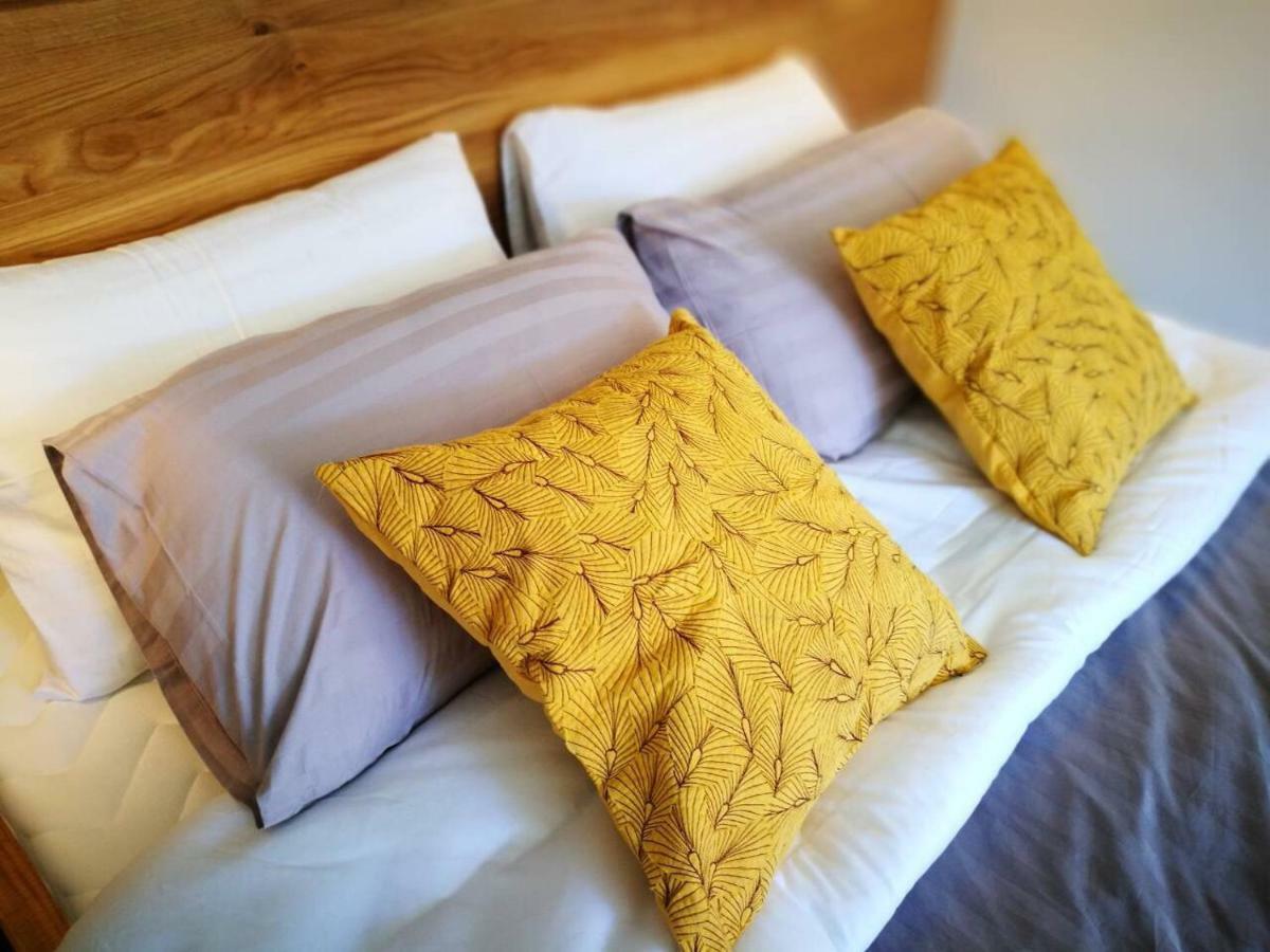 Cres Art Studio Lime Apartment ภายนอก รูปภาพ